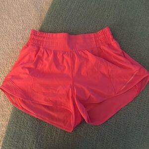 Lululemon never worn size 4 hottie hot shorts